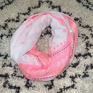 New! Nordstrom Lightweight Neon Pink and White Bohemian Print Infinity Scarf